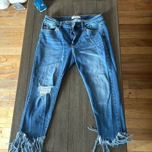 Brand: KanCan | Size: 15/31 | Distressed ankle fringe jeans | EUC